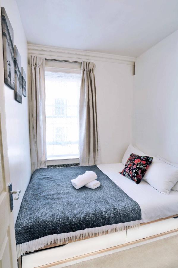 Piccadilly Circus Suites London Exteriör bild