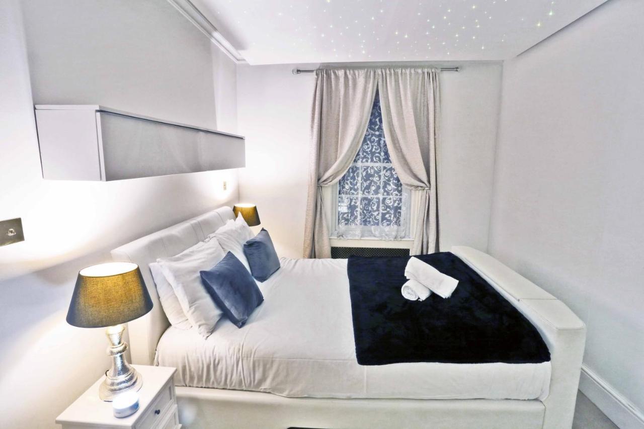 Piccadilly Circus Suites London Exteriör bild
