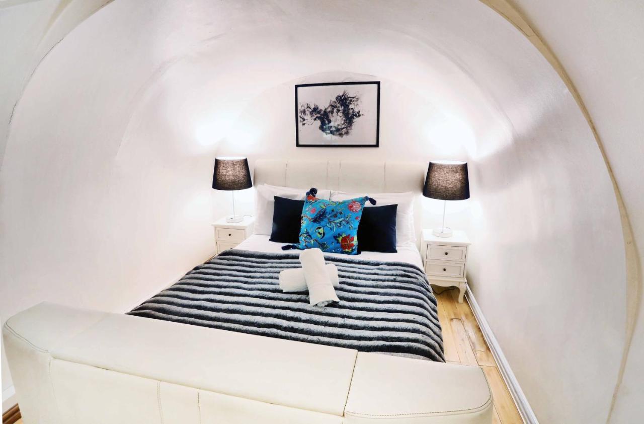 Piccadilly Circus Suites London Exteriör bild